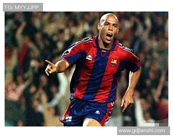 历史上公认的足球第一球星究竟是谁他的传奇如何影响了足球的发展