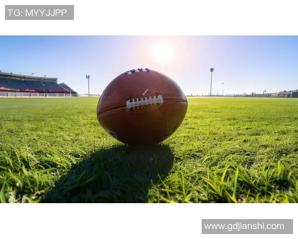 足球球星背后的奋斗与荣耀:从绿茵场到激励人生的心路历程